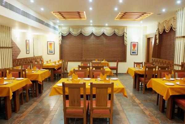 P R Pride Inn Puducherry Zewnętrze zdjęcie