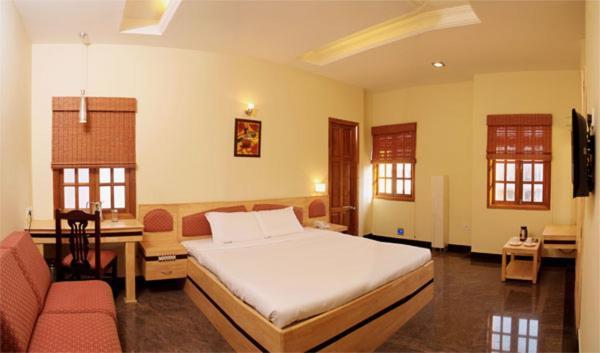 P R Pride Inn Puducherry Zewnętrze zdjęcie