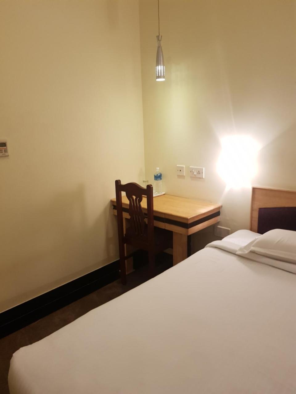 P R Pride Inn Puducherry Zewnętrze zdjęcie